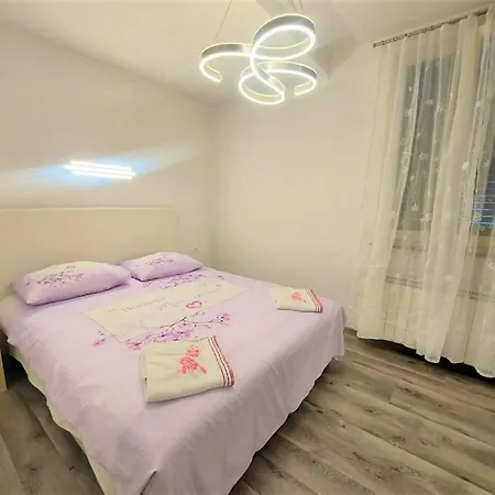 Beach Villa Baska Apartment *