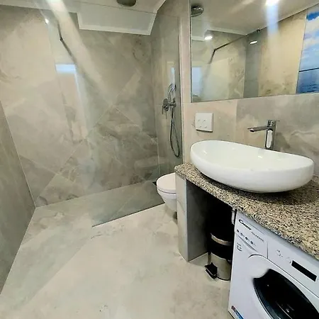 Apartment Beach Villa Baska *