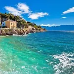 Apartment Beach Villa Baska *