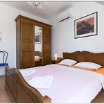 Apartment Beach Villa Baska