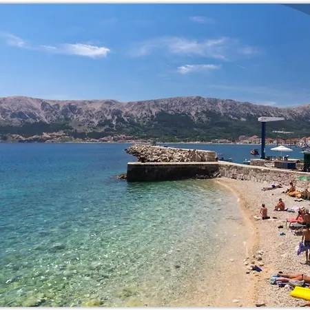 Beach Villa Baska *