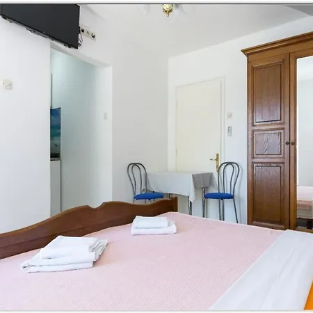 Beach Villa Baska * バスカ