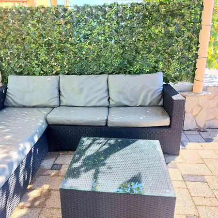 Beach Villa Baska バスカ