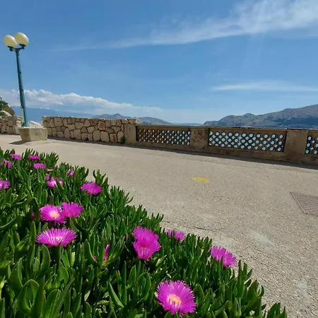 Beach Villa Baska Daire