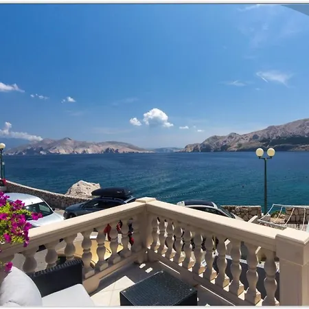 Beach Villa Baska Daire Baška