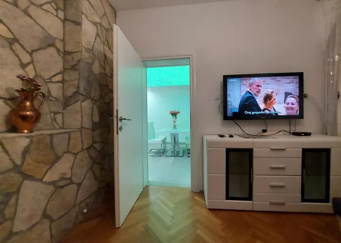 Beach Villa Baska شقة باشْكا